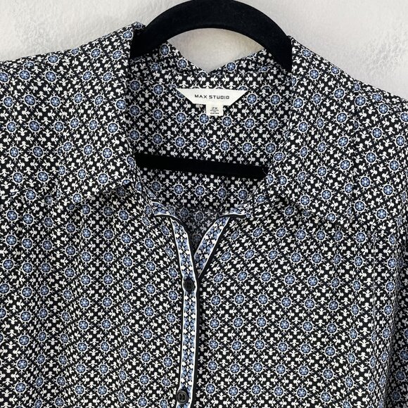 Max Studio Blouse Womens 2X Black White Blue Geometric Print Button Up Shirt - Picture 6 of 9